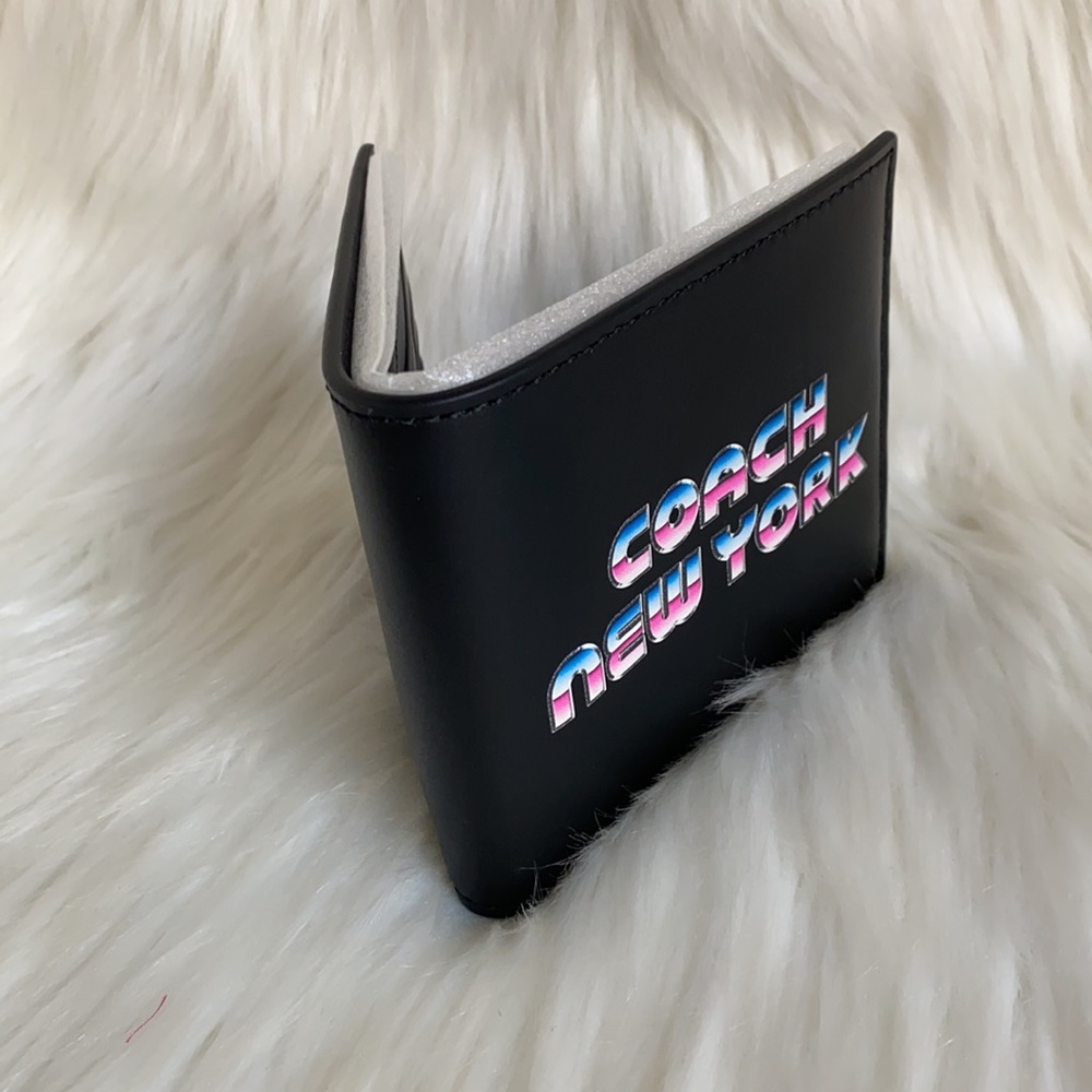 Double Billfold Wallet With 80'S New York Graphic - Picture 7 of 11